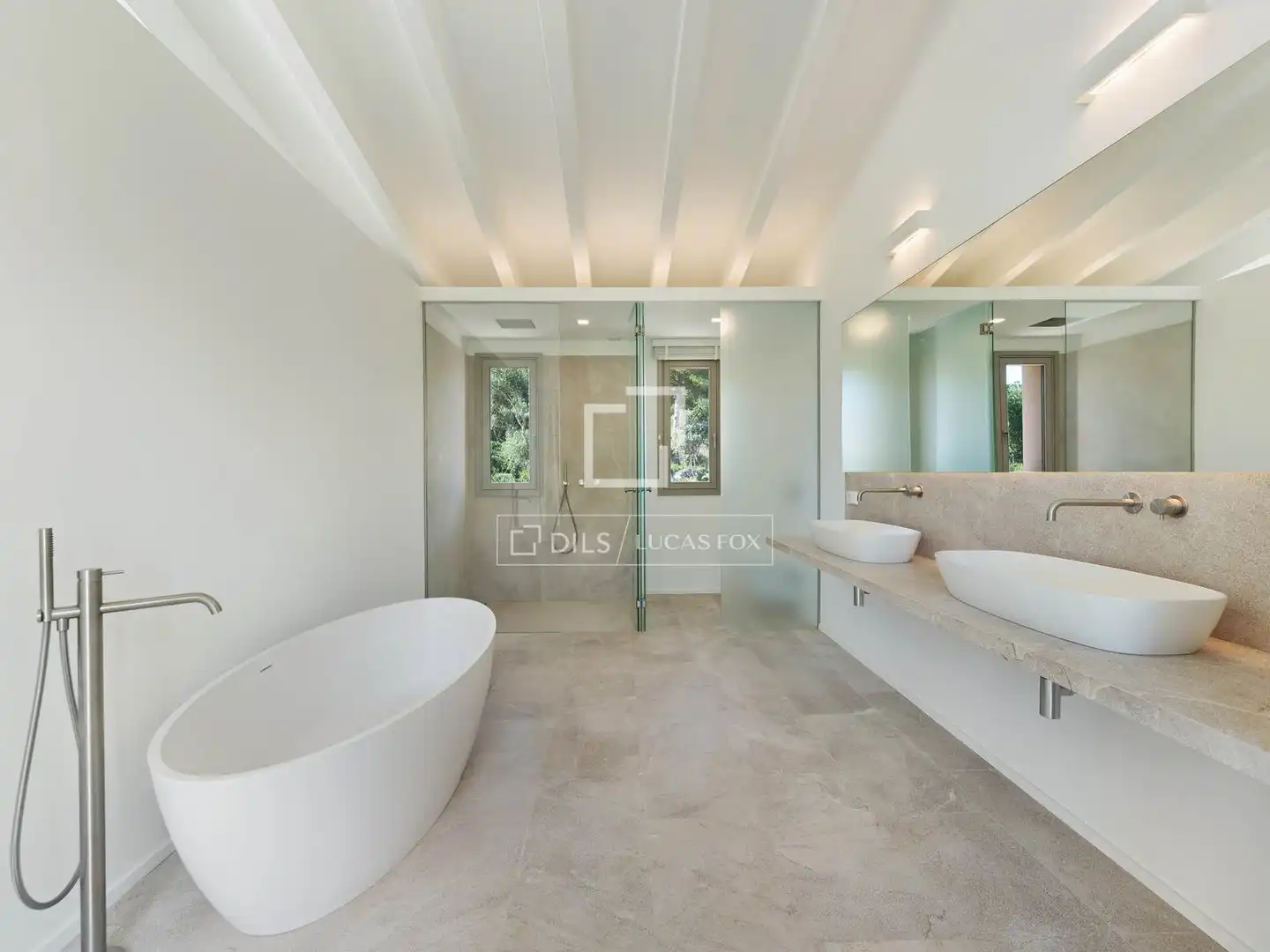 Baño de Finca rústica en venta en Capdepera con Aire acondicionado, Calefacción y Jardín privado