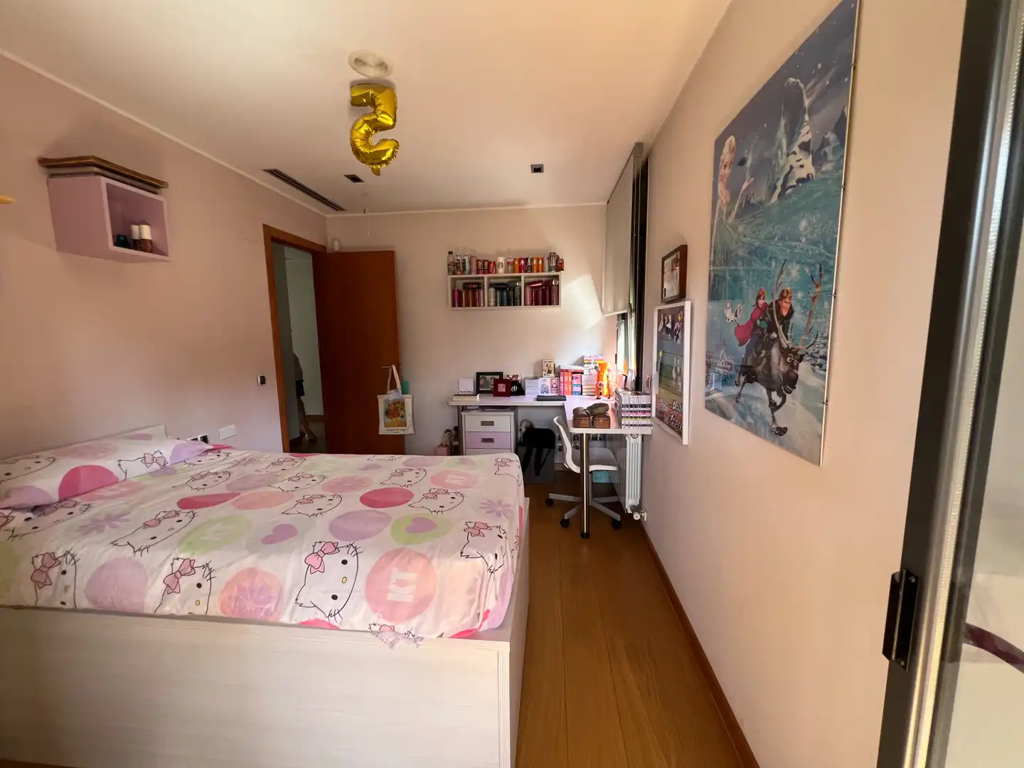 Dormitori de Casa o xalet en venda en La Roca del Vallès amb Aire condicionat, Calefacció i Jardí privat