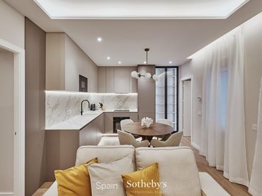 Apartamento con ascensor en venta en Calle Velázquez