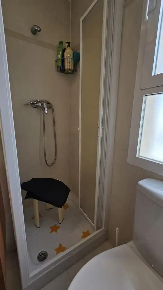 Baño de Apartamento de alquiler en Gandia con Terraza, Amueblado y Piscina comunitaria