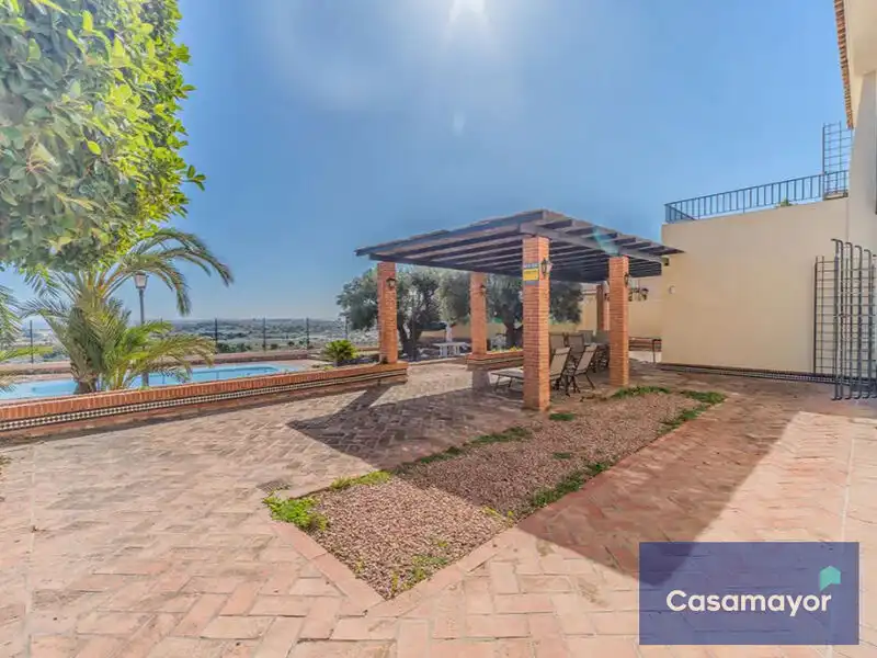 Garden of Houses for sale in Mutxamel  with Air Conditioner, Heating and Private garden