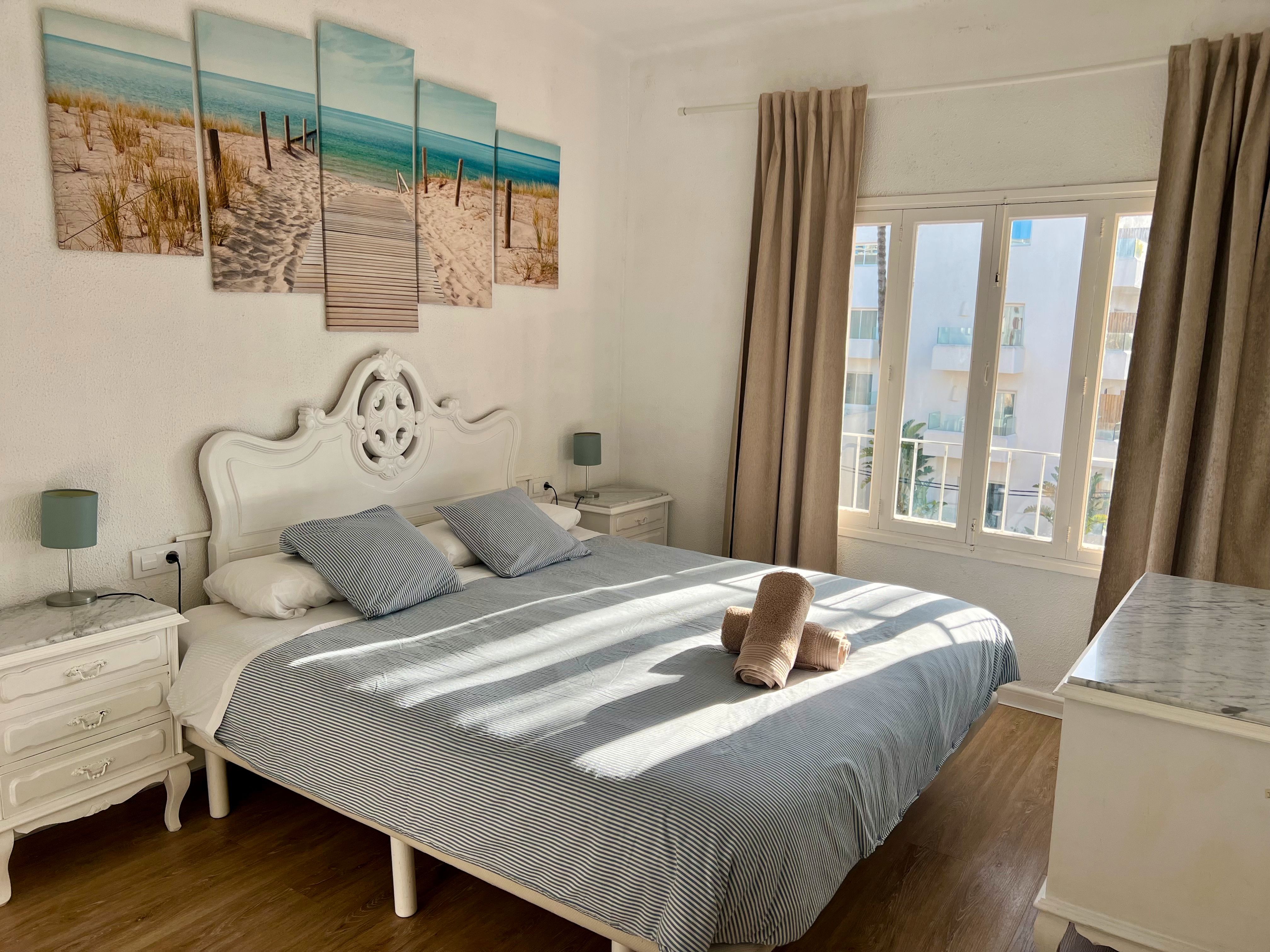 Dormitori de Apartament en venda en  Palma de Mallorca amb Parquet, Terrassa i Balcó