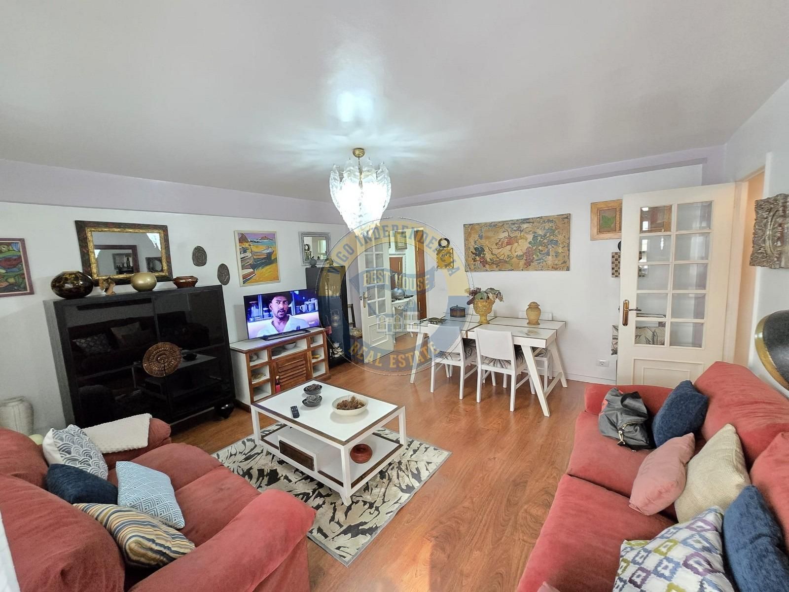 Apartament de lloguer a Camelias - Pi y Margall