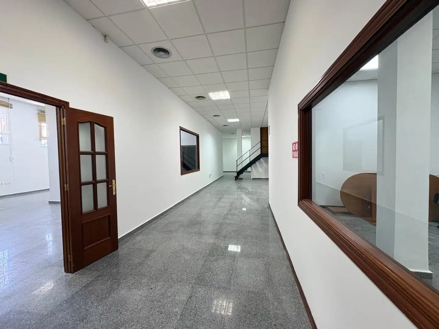 Local de lloguer en Mérida amb Aire condicionat