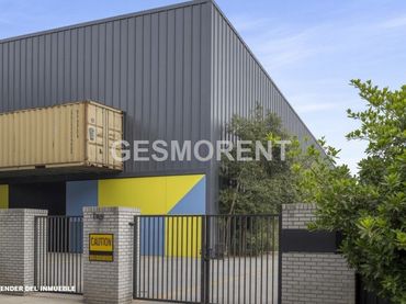 Nau industrial en venda a Las Dehesillas - Vereda de los Estudiantes