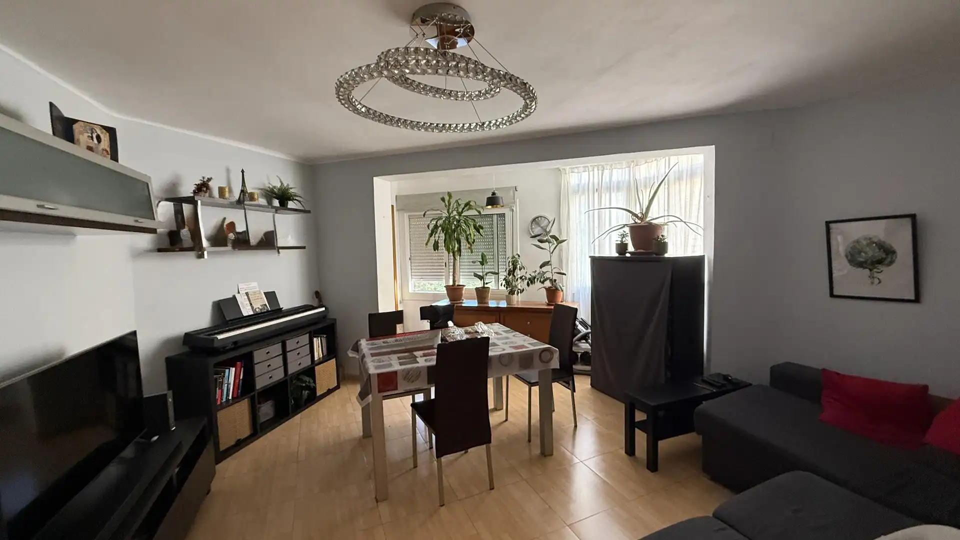 Esszimmer von Gebäude zum Verkauf in Esplugues de Llobregat