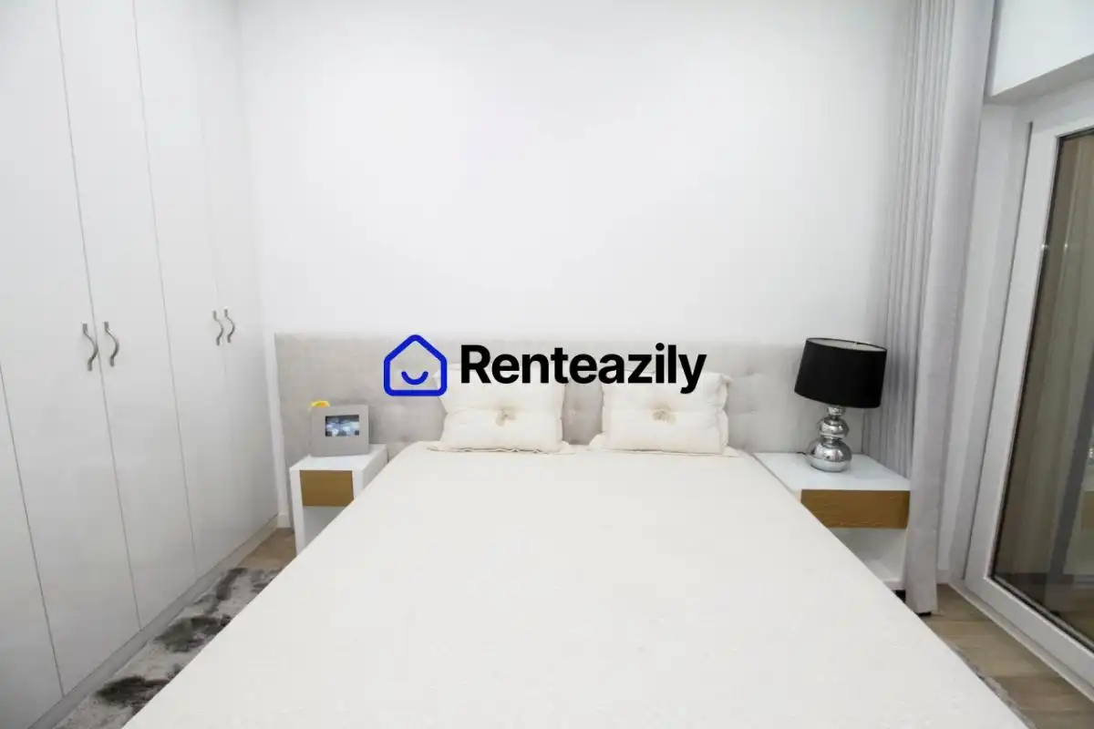Bedroom of Flat for rent in Madrid  with Air Conditioner, Furnished and Pets allowed