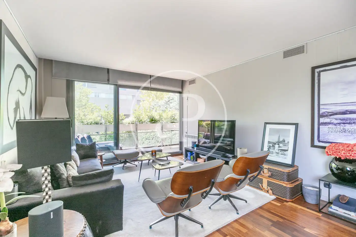 Sala d'estar de Pis en venda en Barcelona amb Aire condicionat, Calefacció i Jardí privat