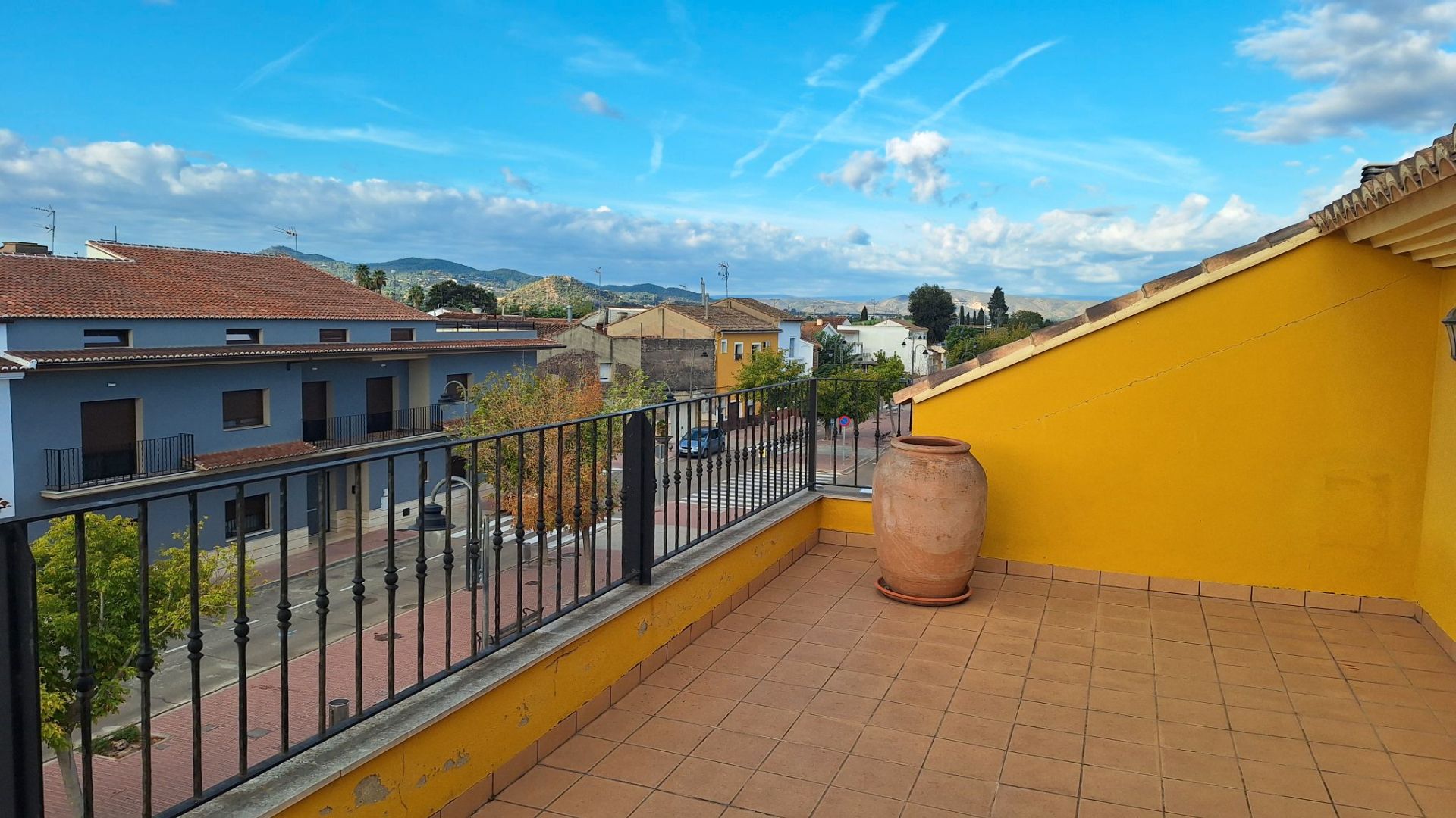 Exterior view of House or chalet for sale in Sant Joan de l'Ènova  with Terrace, Storage room and Swimming Pool