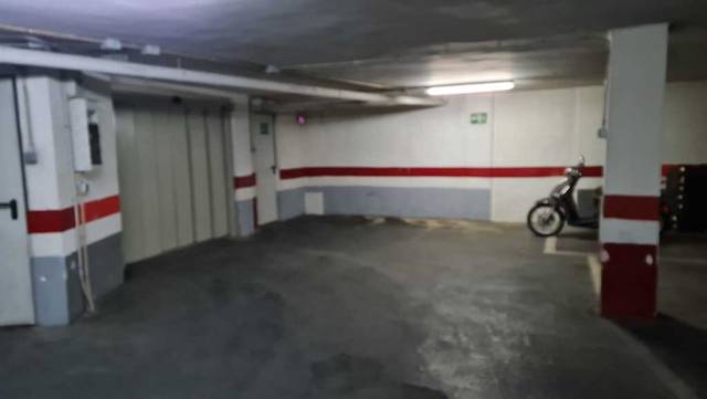 Garaje en Venta en Plaza Doctor Landete en Russafa