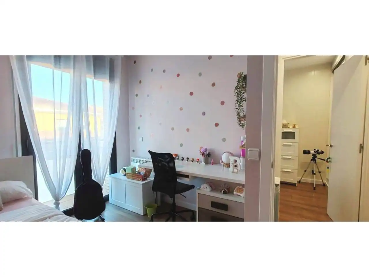 Habitación de Casa o chalet en venta en Sarrià de Ter con Aire acondicionado, Calefacción y Jardín privado