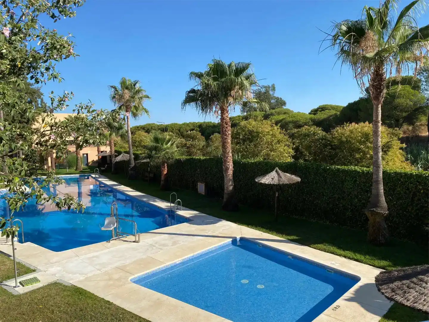 Piscina de Piso en venta en Islantilla con Aire acondicionado, Piscina y Balcón