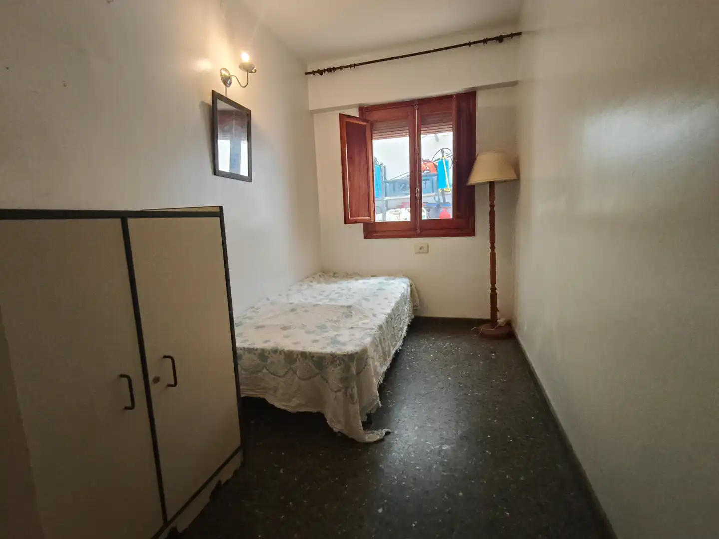 Dormitori de Pis en venda en Tavernes de la Valldigna amb Terrassa i Moblat