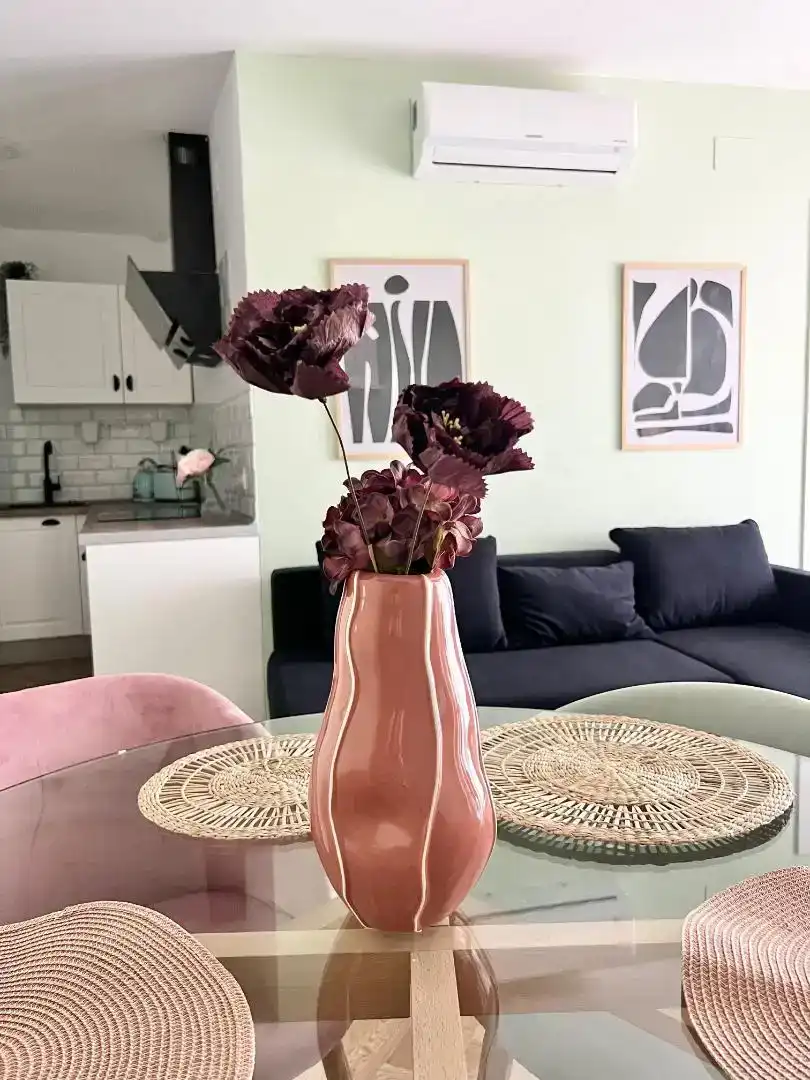 Wohnzimmer von Wohnungen zur Miete in Benalmádena mit Klimaanlage