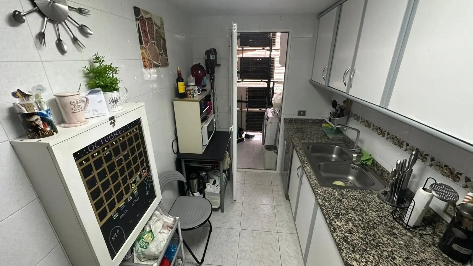 Küche von Wohnungen zum Verkauf in Castellón de la Plana / Castelló de la Plana mit Abstellraum, Möbliert und Balkon