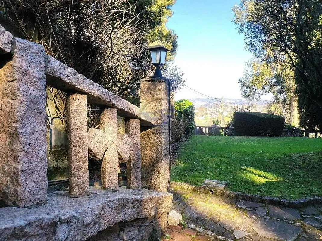 Casa o chalet en venta en Valadares - Beade