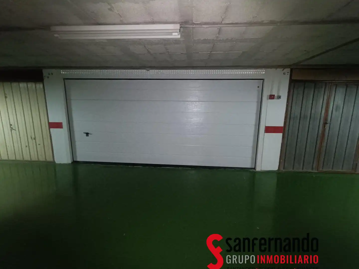 Parking of Garage for rent in Santander