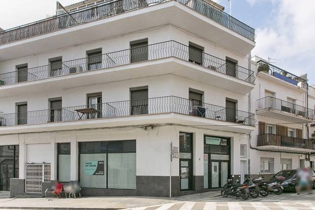Local comercial en Venta en CAMI DELS CAPELLANS en Ametllers - Poble-Sec