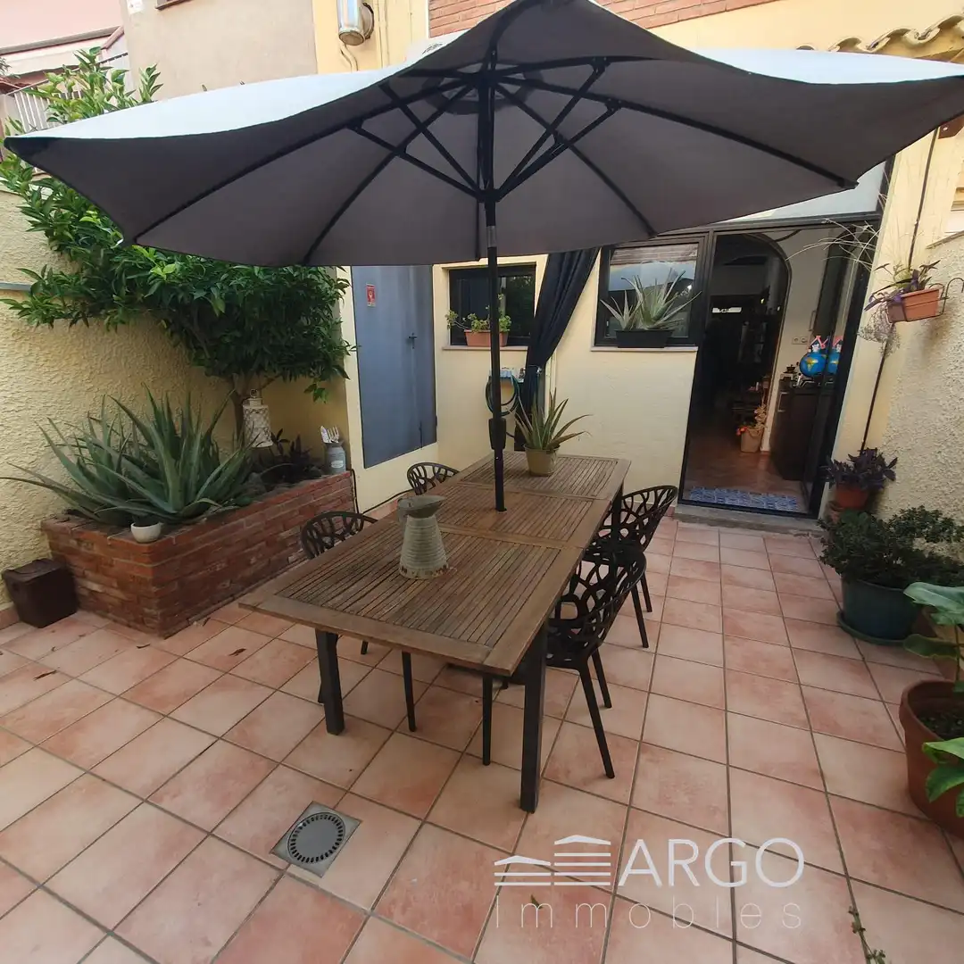 Casa adosada en venta en Carrer de Colom, Centre