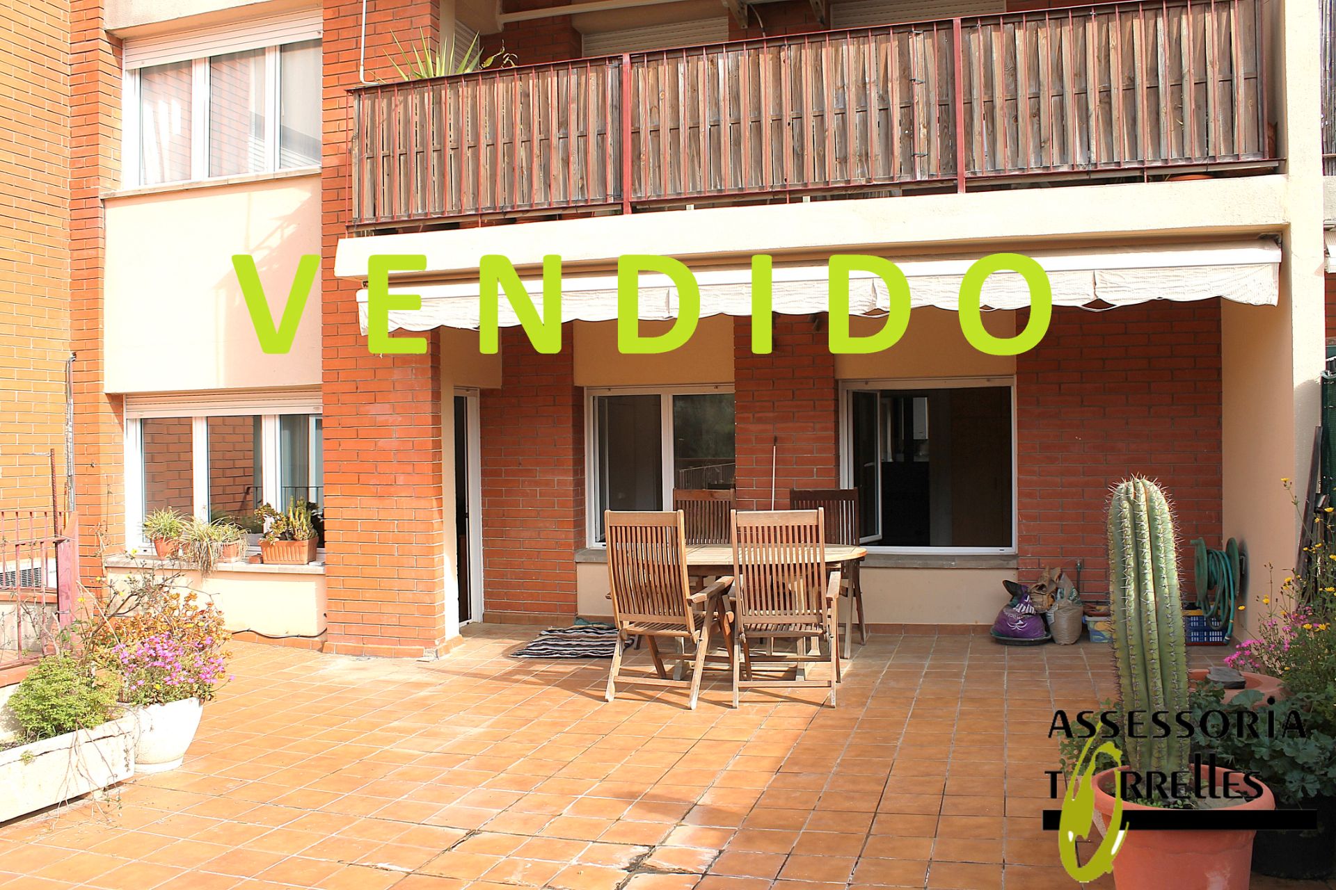 Garden of Flat for sale in Torrelles de Llobregat  with Air Conditioner, Heating and Terrace