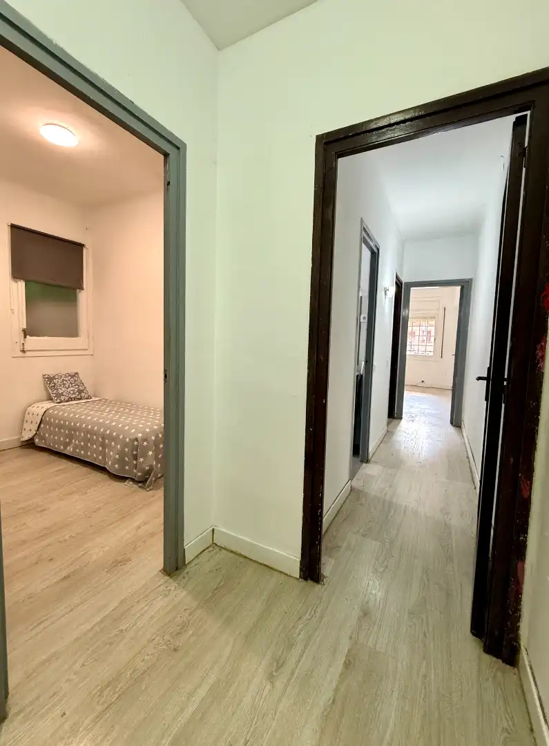 Wohnung zum Verkauf in Barcelona mit Parkett und Alarm