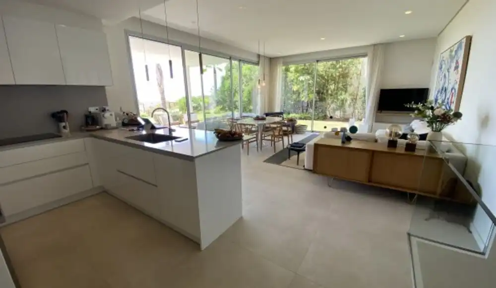 Apartament amb piscina en venda a Montemayor - Marbella Club, imagen 4
