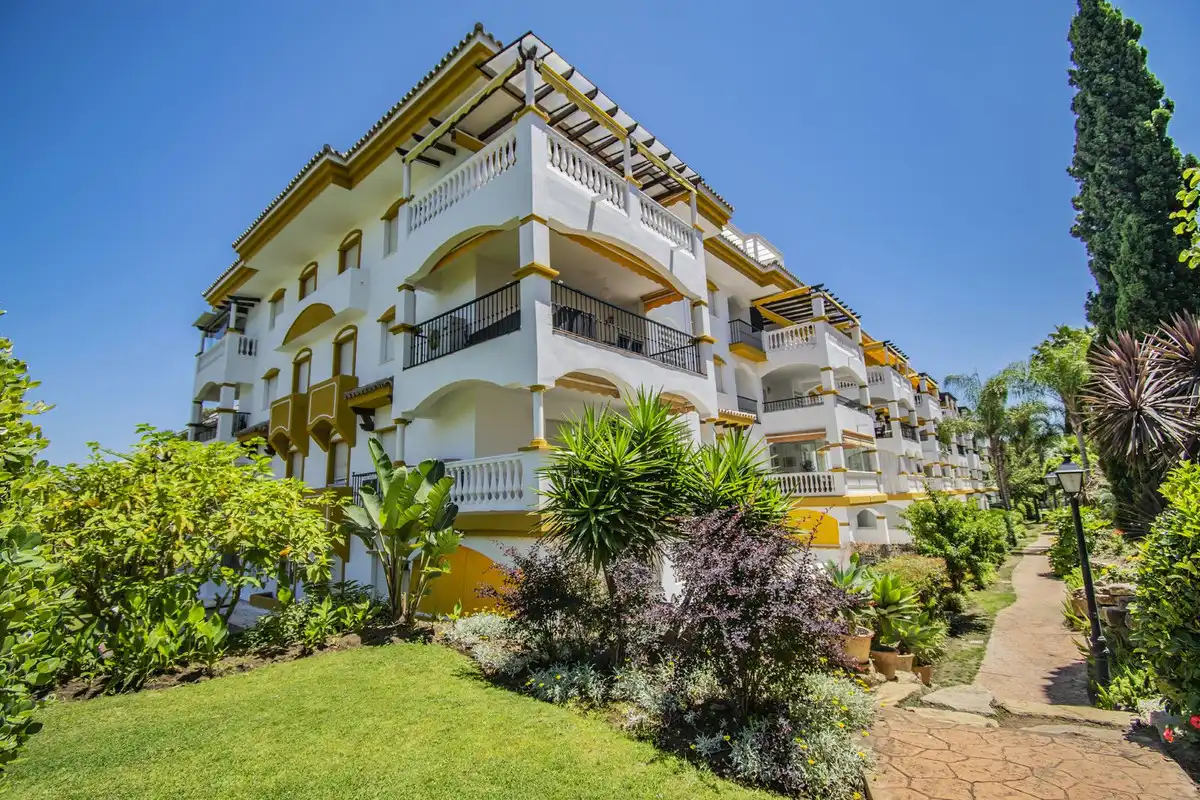 Apartment mit Pool zum Verkauf in Nueva Andalucía, imagen 16