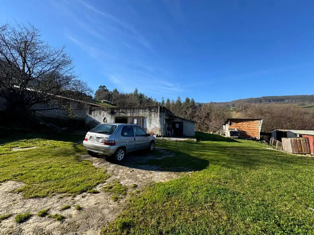 Residential zum Verkauf in Los Corrales de Buelna 