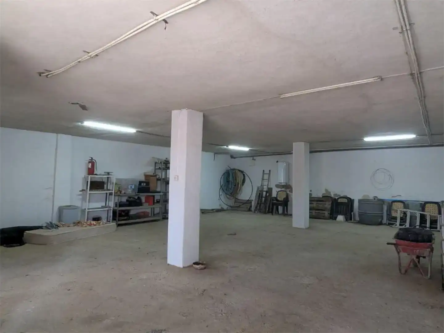 Wohnung zum Verkauf in Elche / Elx mit Klimaanlage, Privatgarten und Abstellraum
