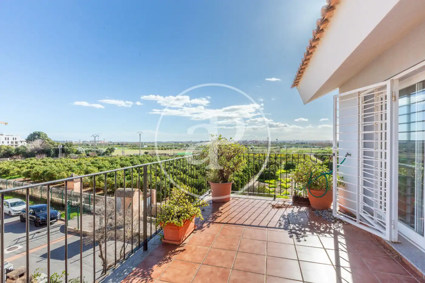 Vista exterior de Casa adosada en venda en Moncada amb Aire condicionat, Calefacció i Terrassa