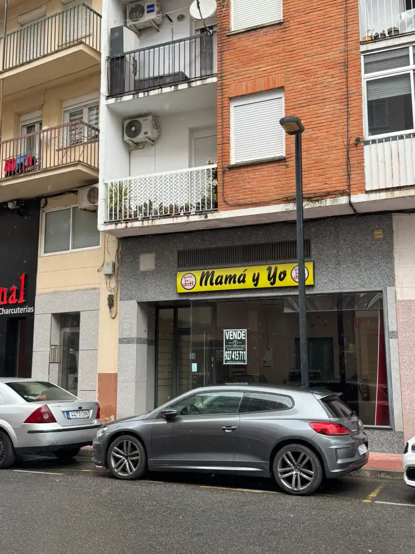 Locale commerciale in vendita a Avenida de la Vera 18, imagen 19