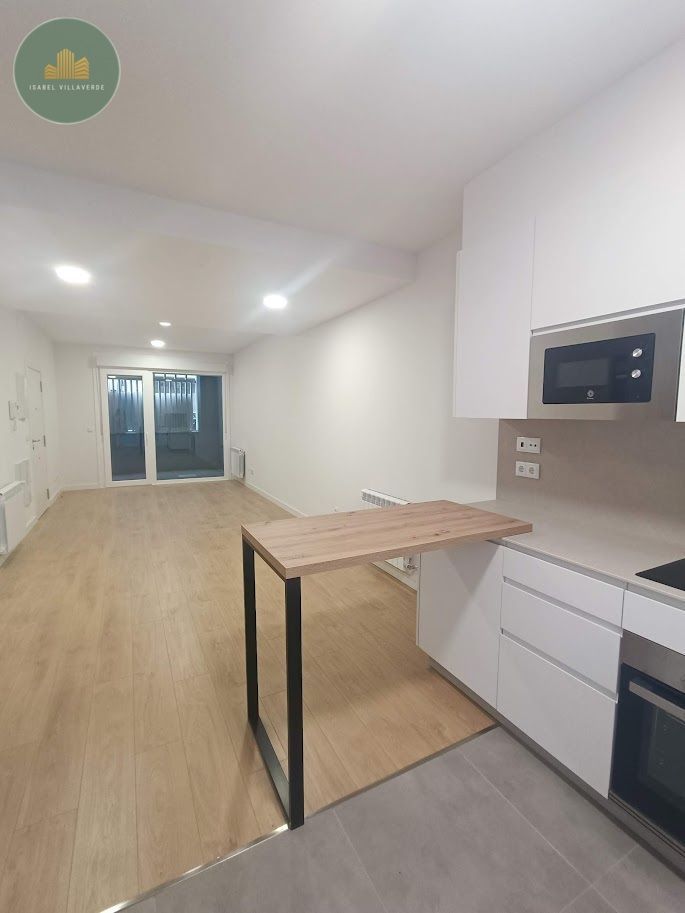 Apartament de lloguer en A Coruña Capital  amb Calefacció i Terrassa