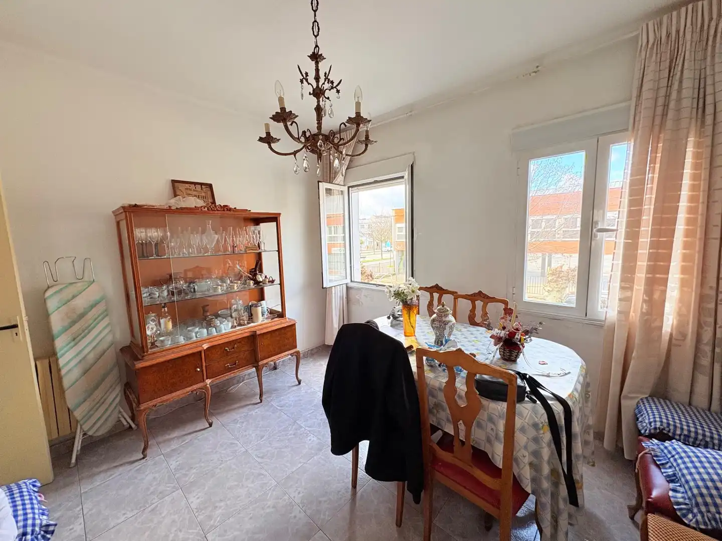 Comedor de Edificio en venta en Ponferrada