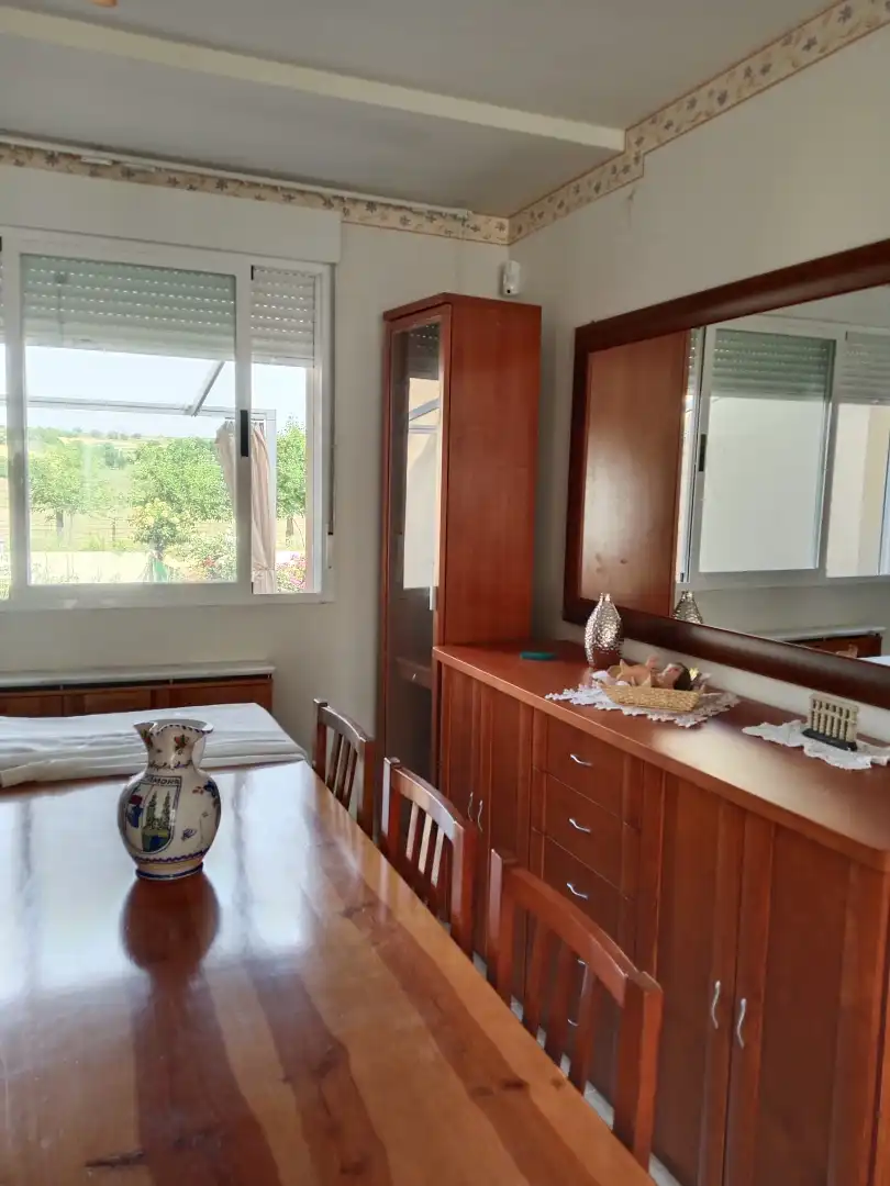 Esszimmer von Einfamilien-Reihenhaus zum Verkauf in Venialbo mit Heizung, Privatgarten und Balkon
