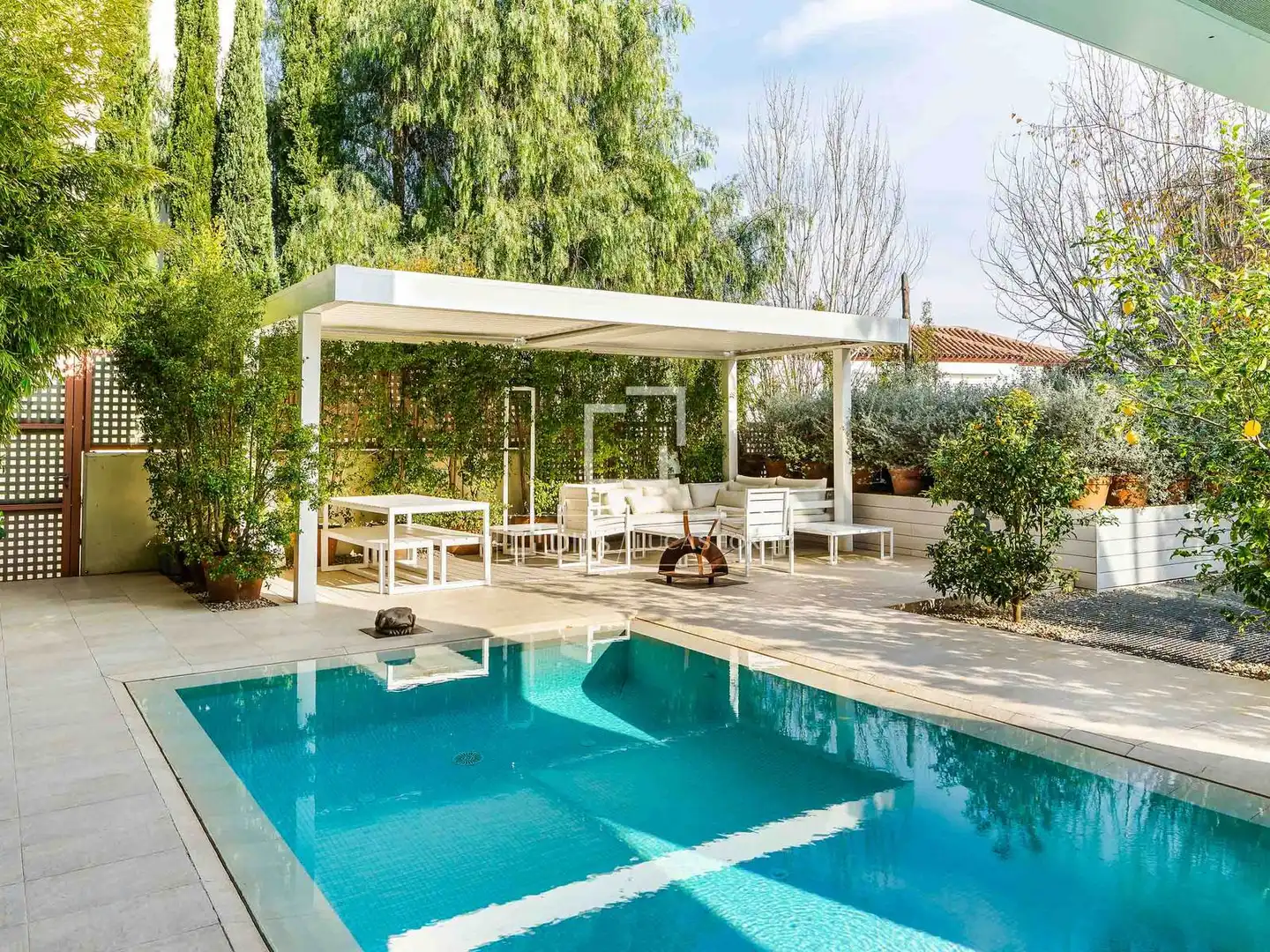 Terrassa de Casa o xalet en venda en Barcelona amb Aire condicionat, Calefacció i Jardí privat