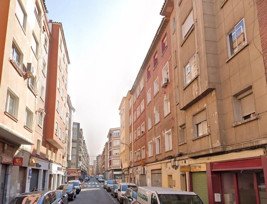 Exterior view of Flat to rent in  Zaragoza Capital  with Heating and Parquet flooring