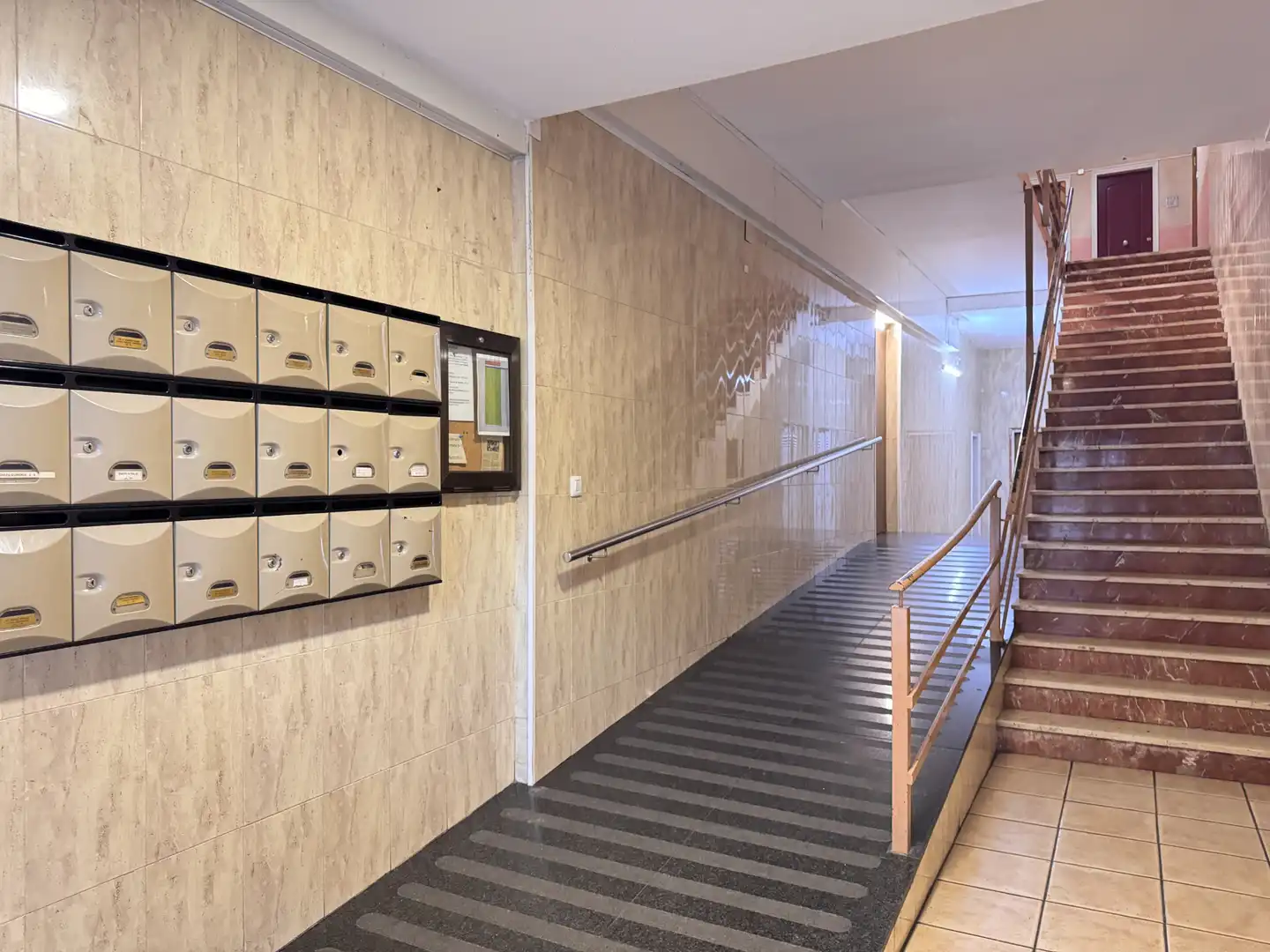 Flat for sale in Canovelles  with Air Conditioner, Heating and Balcony