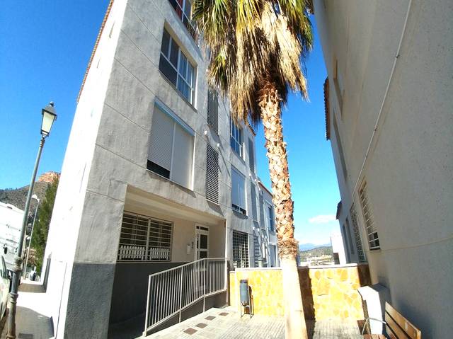 Local comercial en Venta en Lepanto en Juzgados