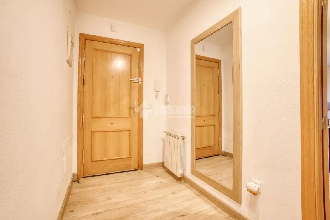 Piso en venta en Villamayor con Calefacción, Jardín privado y Terraza