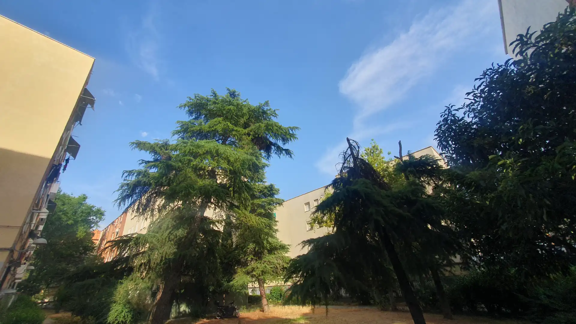 Vista exterior de Pis en venda en Madrid amb Calefacció, Moblat i Forn