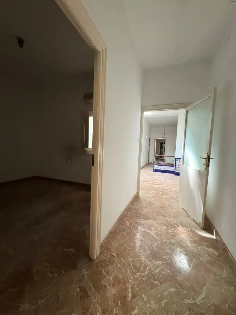 Casa adosada en venta en Carmona con Terraza y Balcón