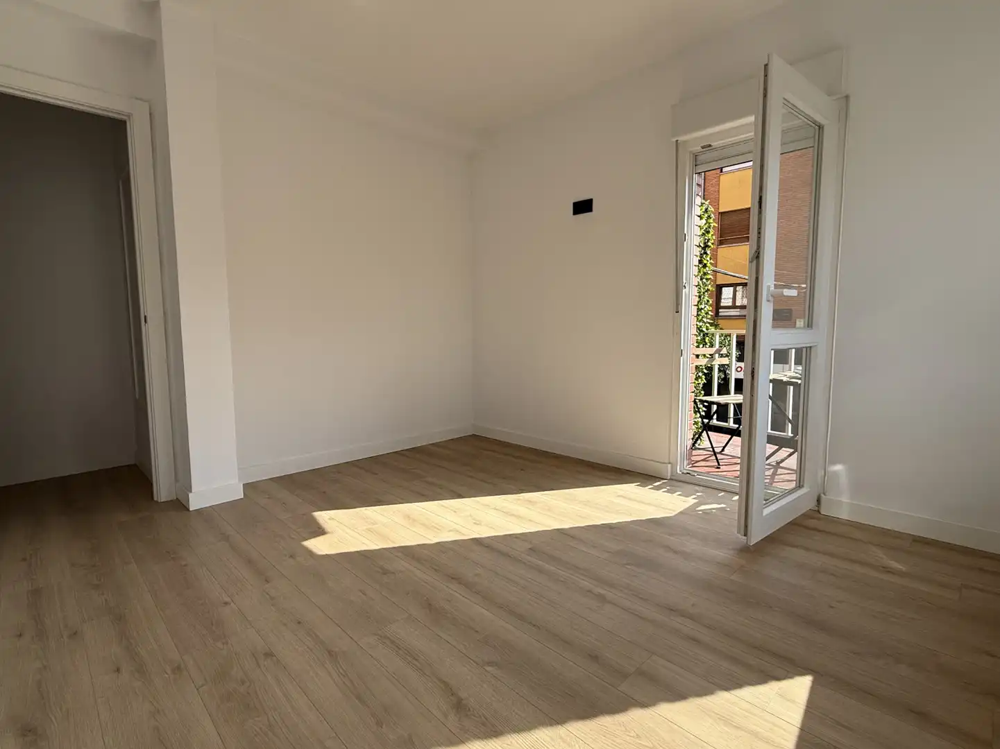 Flat with lift for sale in Oviedo - calle Rio Nora 1, imagen 2