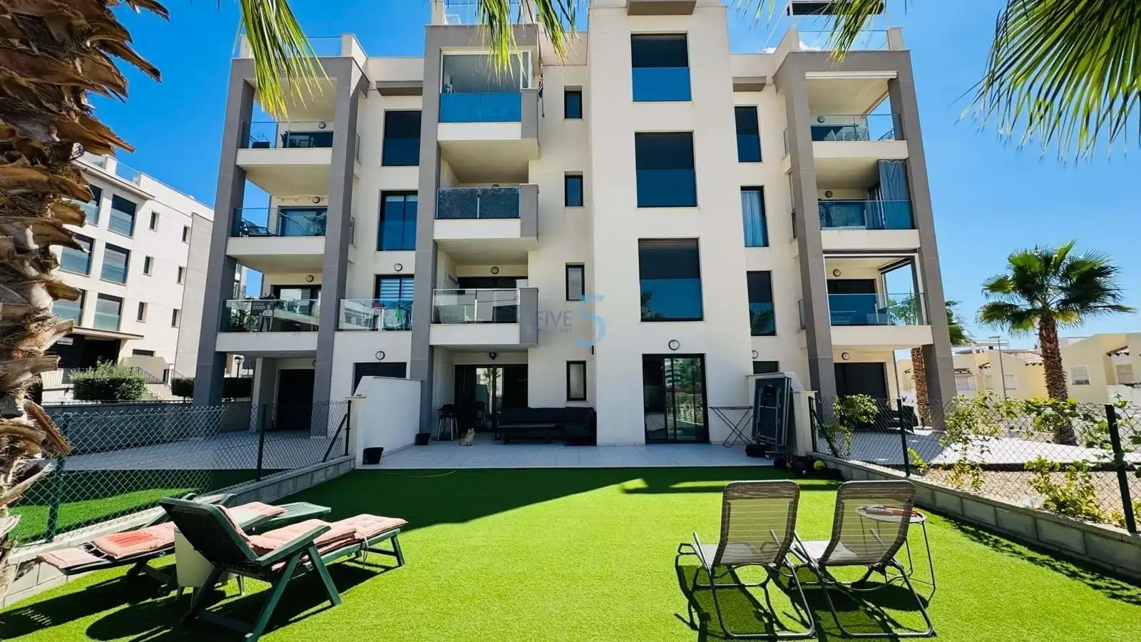 Wohnung mit Pool zum Verkauf in Calle Verbena de la Paloma