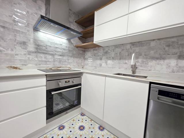 Casa-chalet en Venta en Calle PINTOR MONTOLIU, 48 en Plaza Illes Columbretes