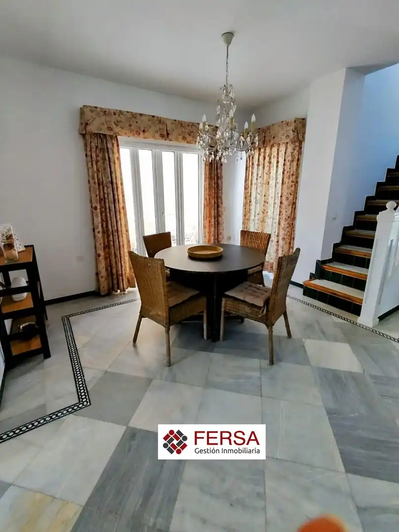 Dining room of Attic for rent in El Puerto de Santa María  with Air Conditioner, Heating and Terrace