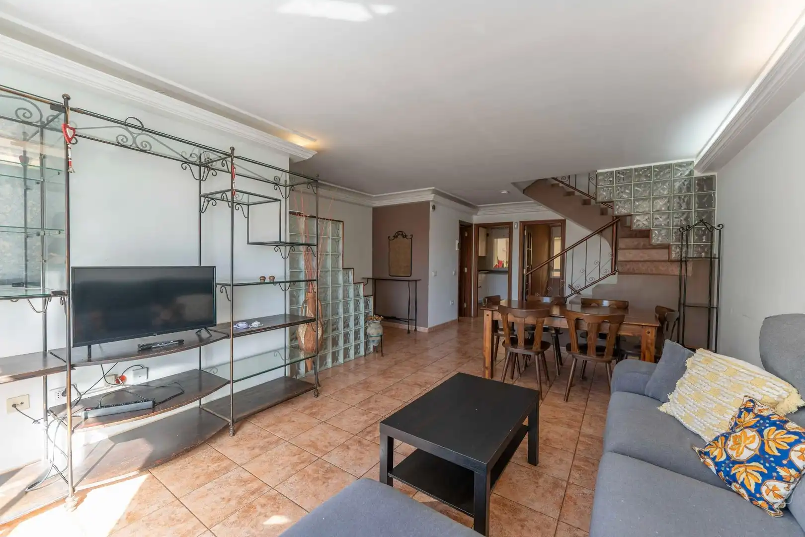 Living room of Detached homes for sale in San Cristóbal de la Laguna  with Storage room, Balcony and Alarm