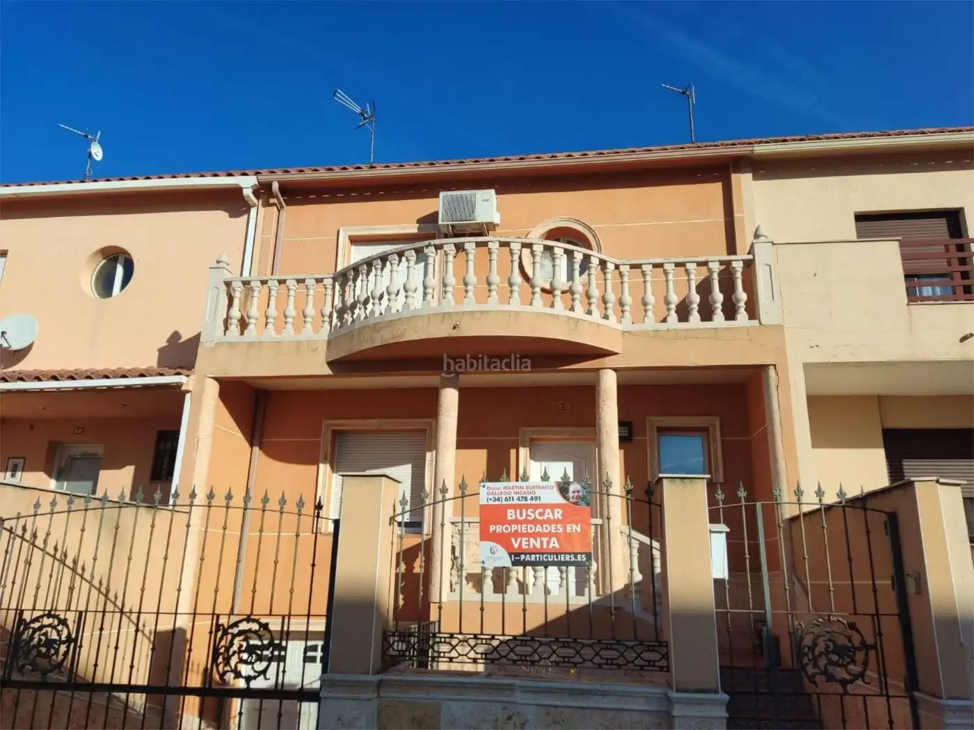 Casa en venda a Calle Miguel Hernández 4