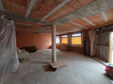 Locale commerciale in affitto a Calle Mayor
