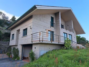 Detached house with garden for sale in Moaña