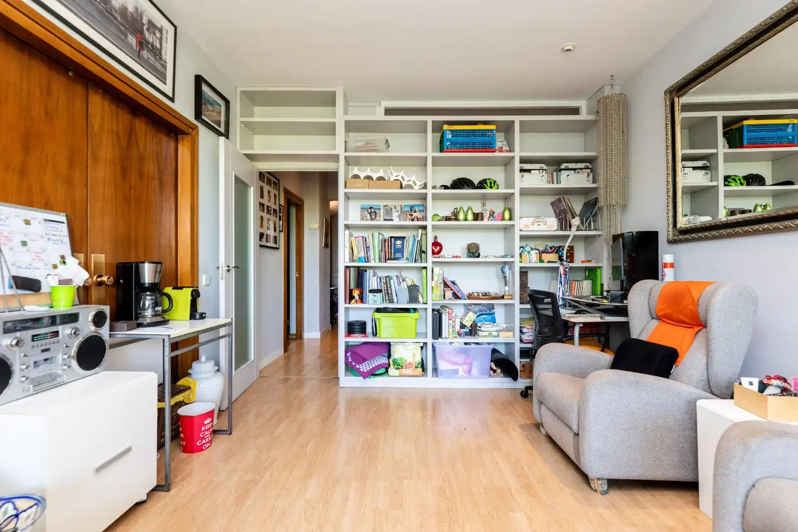 Wohnzimmer von Wohnungen zur Miete in Madrid mit Klimaanlage, Privatgarten und Terrasse